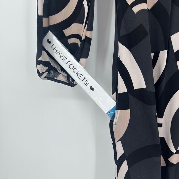 Banana Republic Fiona Geometric Silk Shift Dress Black Neutral Women’s Size XS - Picture 11 of 12